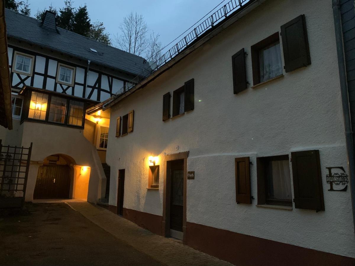 Ferienhaus Eifelstuben Mit Charme - Bauernstube Vulkaneifel - Naehe See Und Burgruine Ulmen Экстерьер фото