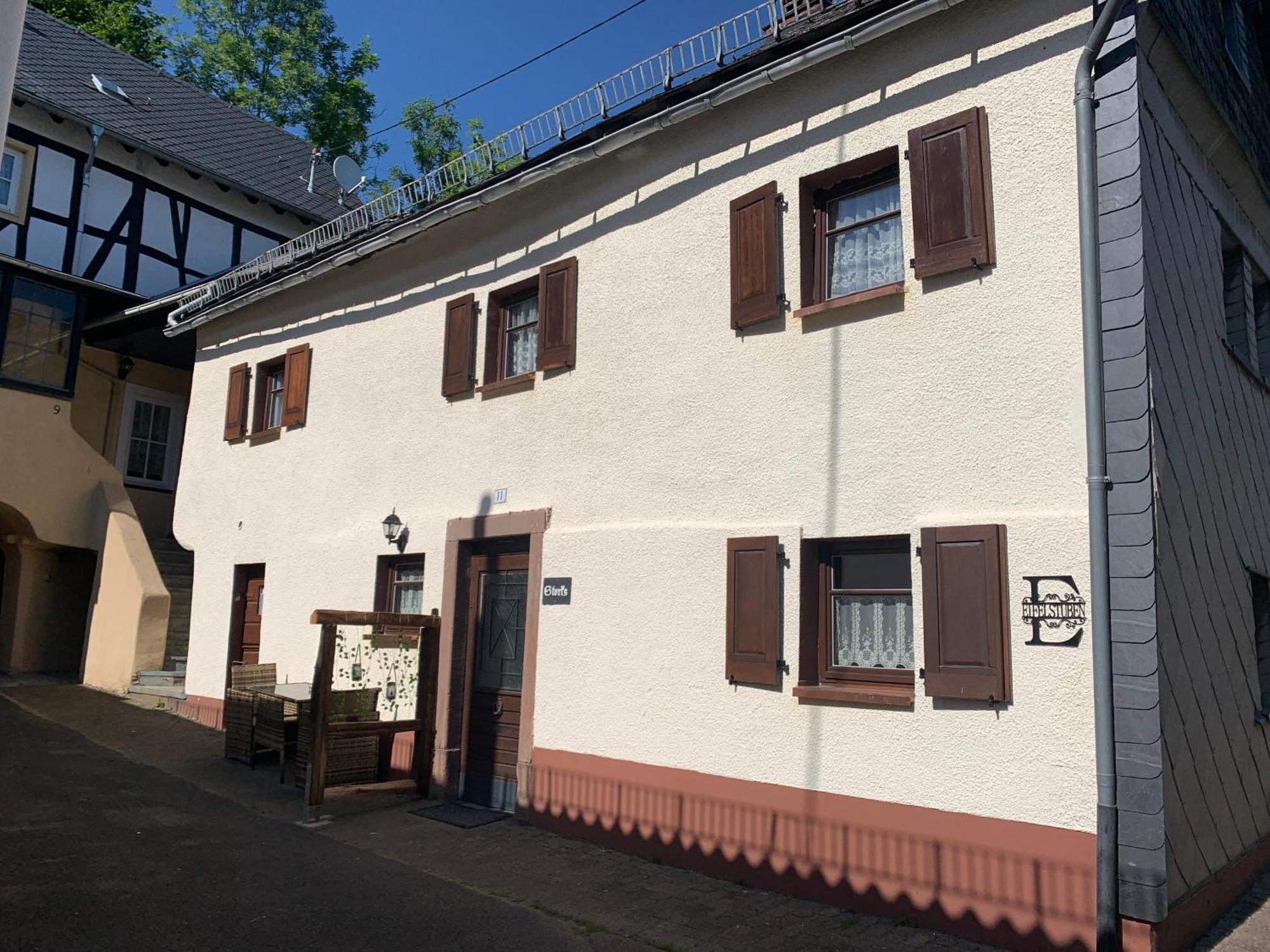 Ferienhaus Eifelstuben Mit Charme - Bauernstube Vulkaneifel - Naehe See Und Burgruine Ulmen Экстерьер фото